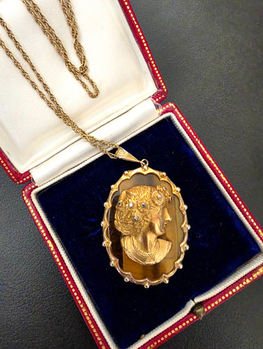 Exquisite 1970s 9ct yellow - exquisite,