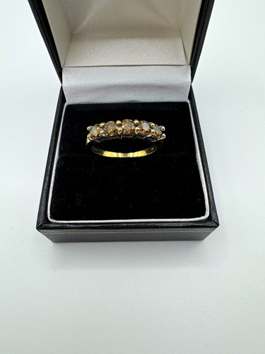 9ct yellow gold round - round, cognac