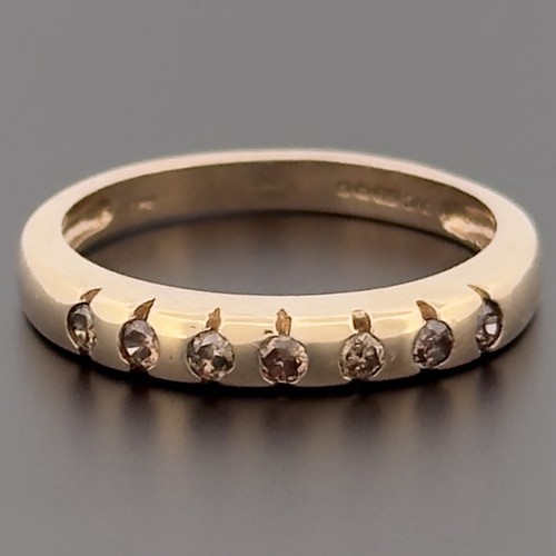 9ct yellow gold diamond - yellow,