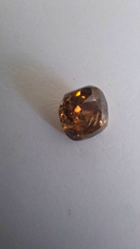 Cushion cut brown diamond - brown,