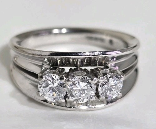 18ct white gold trilogy ring - white,