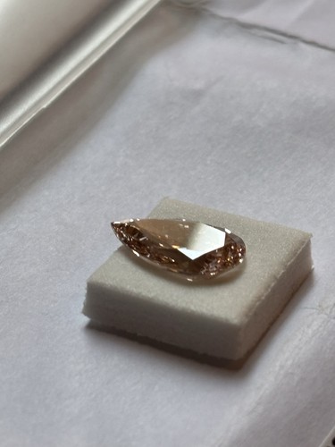 Stunning 3ct pink pear shape - stunning,
