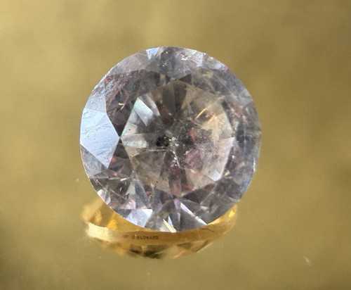 Carats round diamond - carats,
